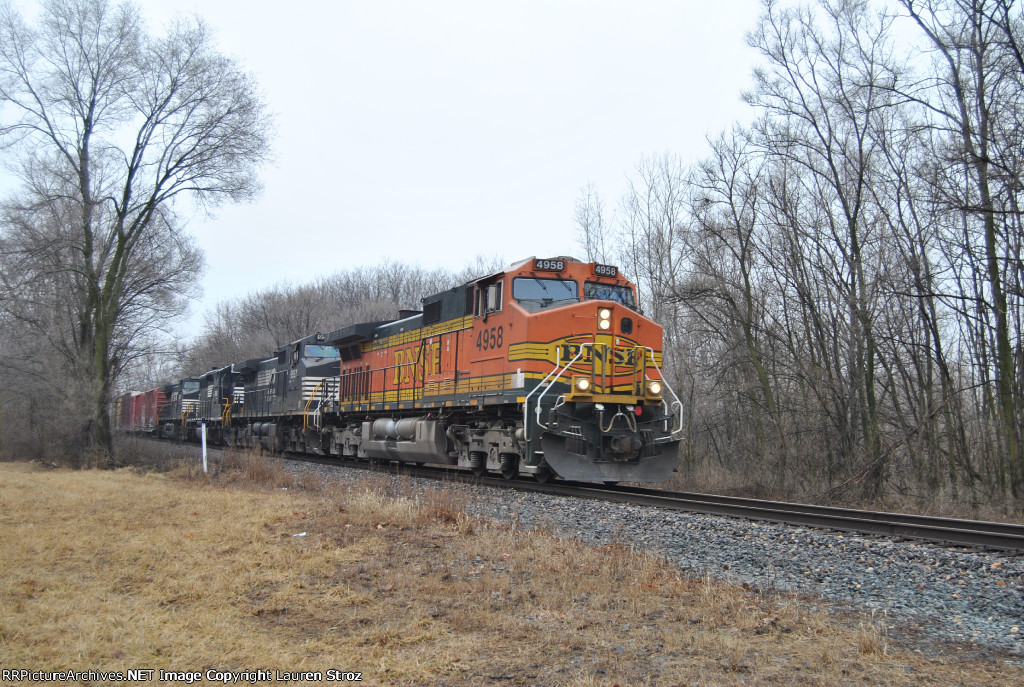 BNSF 4958